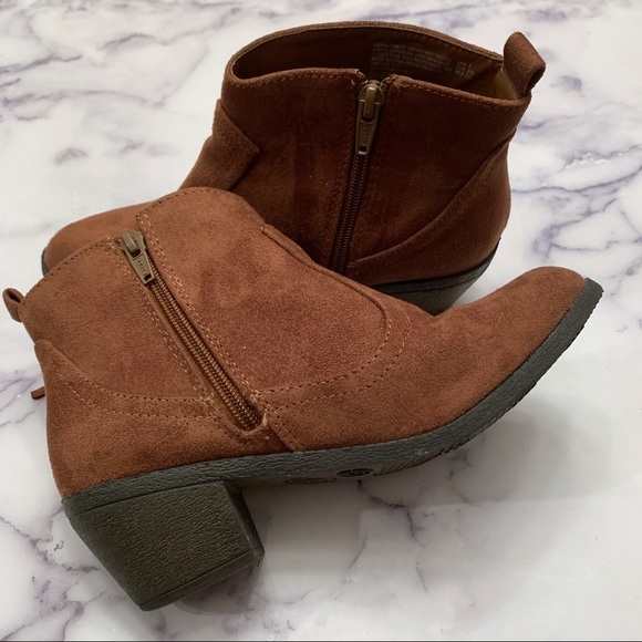 FINAL PRICE Faded Glory rust suede fringed side zip mid heel booties size 5 - Picture 6 of 12
